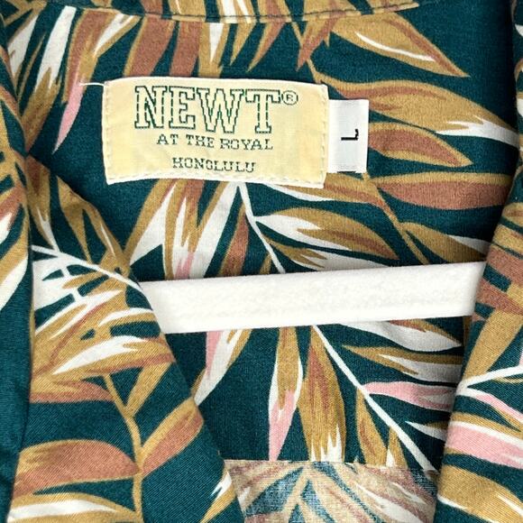 Men's Vintage 1990s NEWT At the Royal Caribbean Honolulu Button Down Shirt Large - Picture 3 of 4